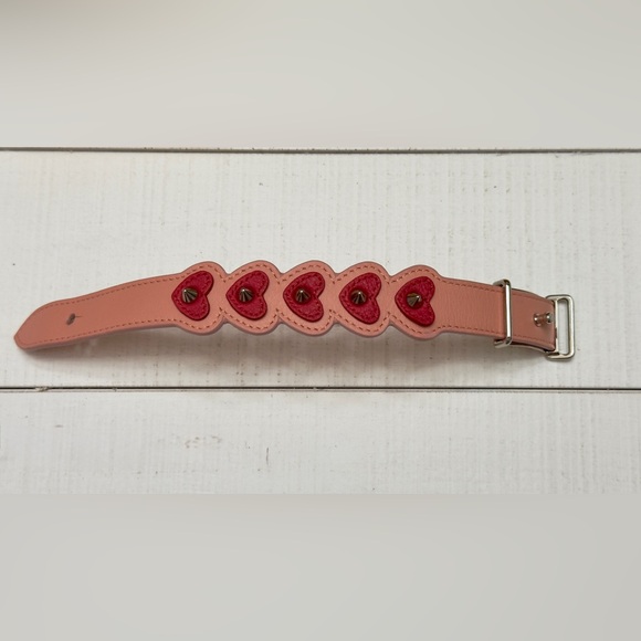 Fendi Pink Studded Heart Bracelet - Picture 8 of 9